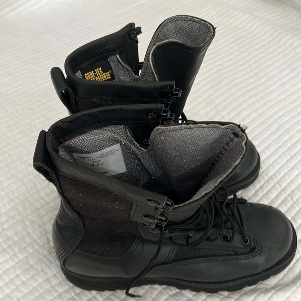 Belleville 700 Gore-Tex Combat Boots Military Waterproof Vibram MEN 6.5R USA